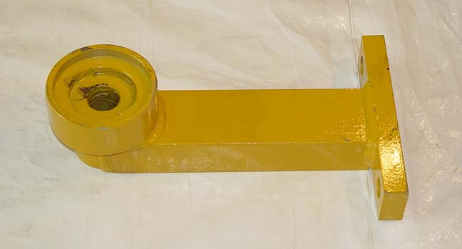 Deere  Top Roller Bracket