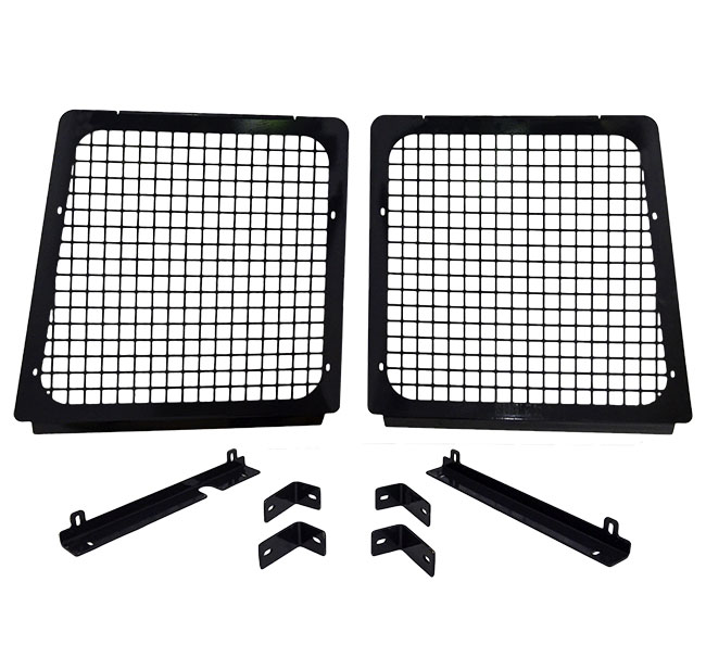 Deere  Side Screen Set W/ Brackets